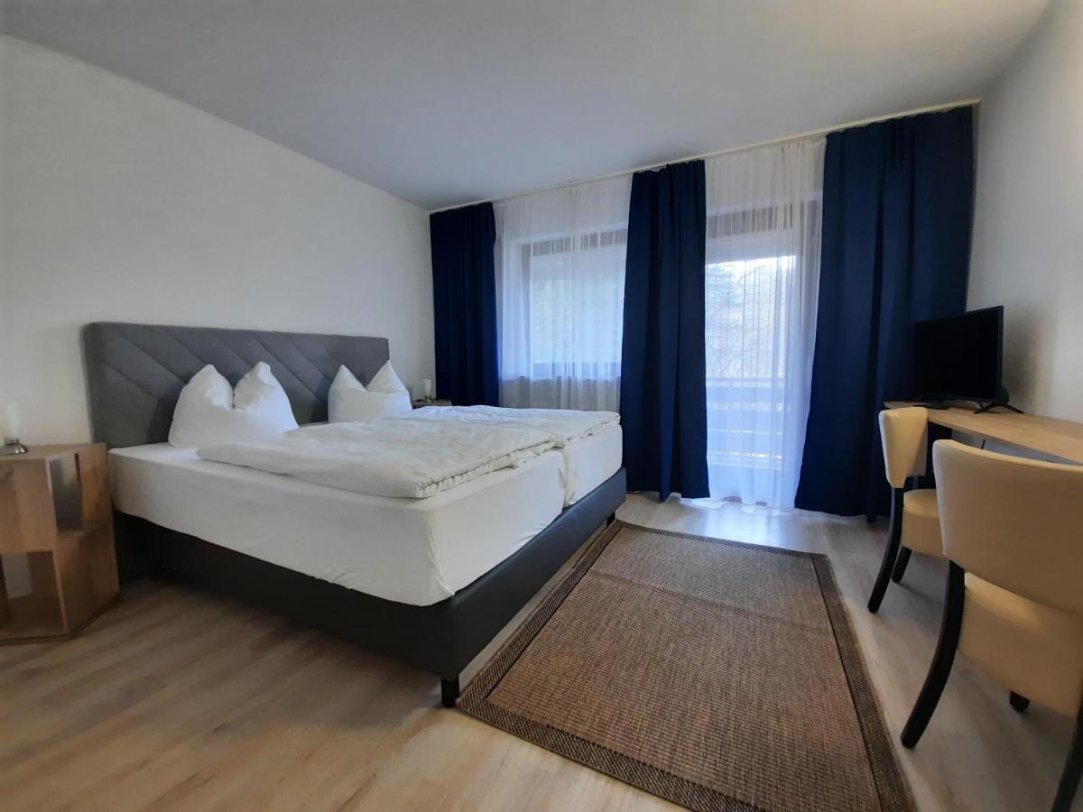 Hotel Pension Bluechersruh Bad Berneck im Fichtelgebirge Esterno foto