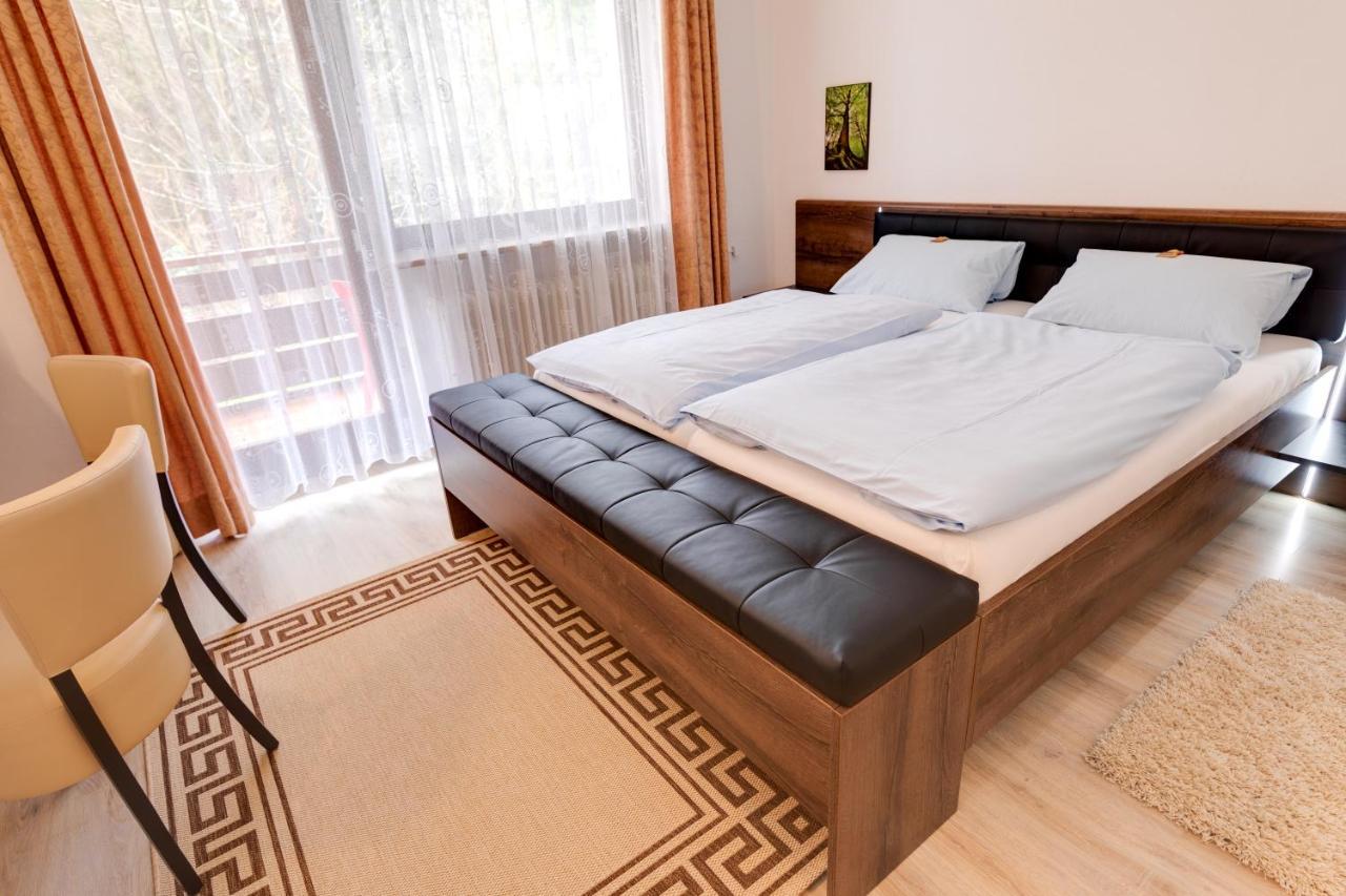 Hotel Pension Bluechersruh Bad Berneck im Fichtelgebirge Esterno foto