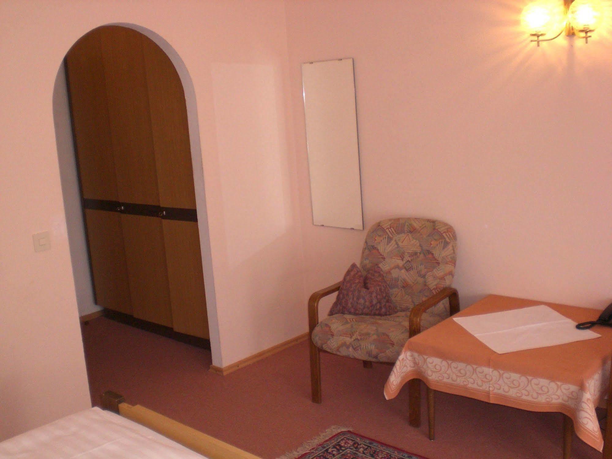 Hotel Pension Bluechersruh Bad Berneck im Fichtelgebirge Esterno foto