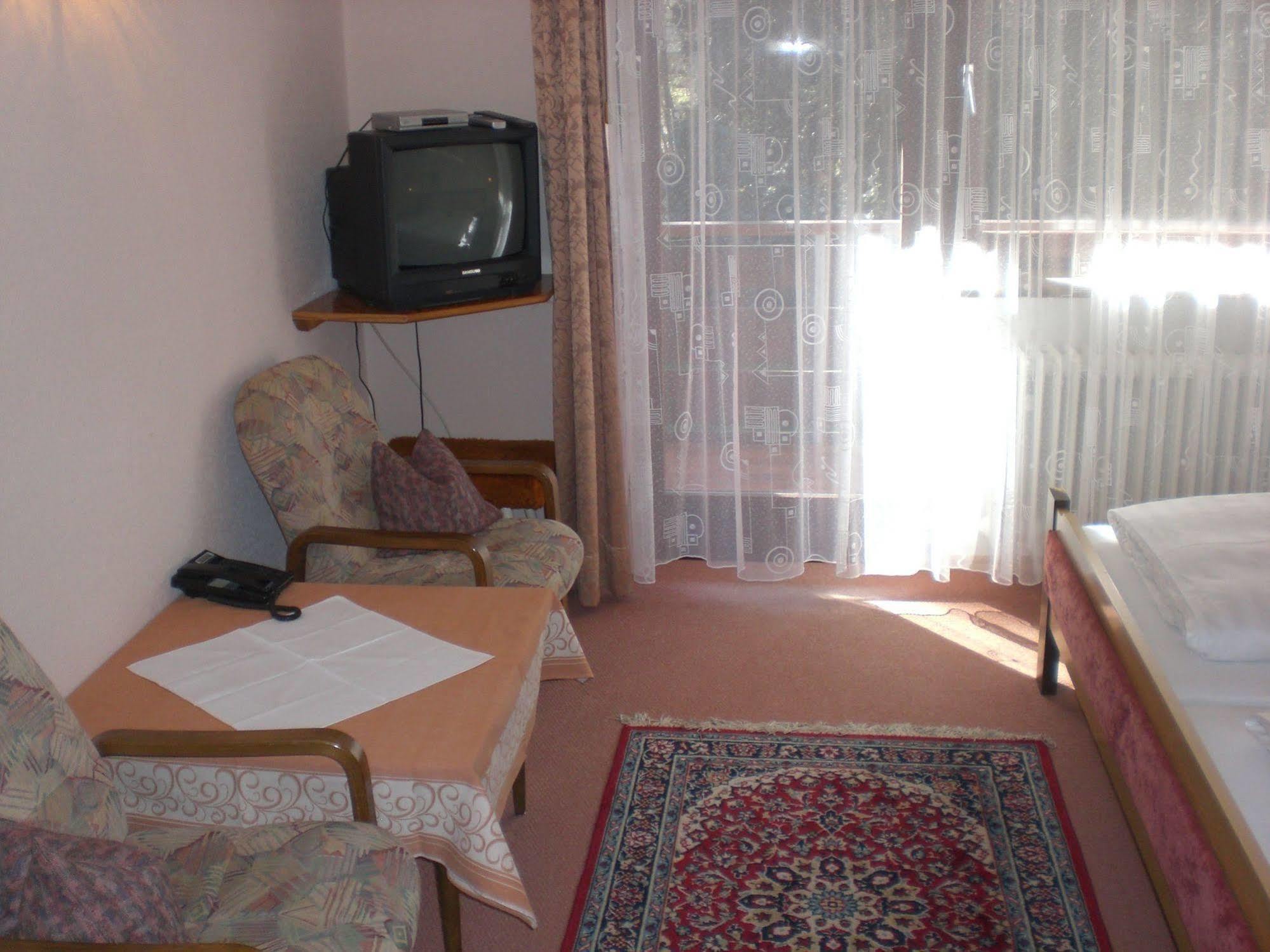 Hotel Pension Bluechersruh Bad Berneck im Fichtelgebirge Esterno foto